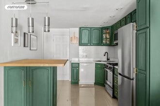 91 Somers St in Brooklyn, NY - Building Photo - Building Photo