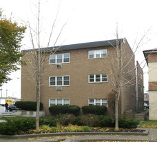 7044 S Cornell Ave Apartamentos