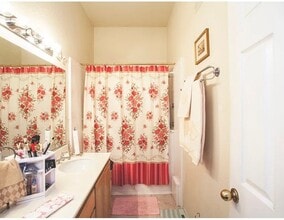 7643 Haven Ave in Rancho Cucamonga, CA - Building Photo - Building Photo