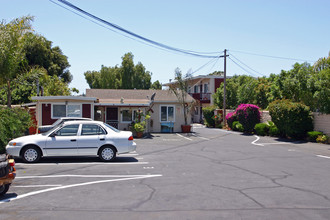 Sea Side Landing in Carlsbad, CA - Building Photo - Building Photo