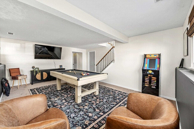 3491 Danbury Rd in Fairfield, OH - Foto de edificio - Building Photo