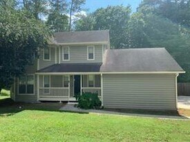 768 Emerald Forest Cir SW in Lawrenceville, GA - Building Photo