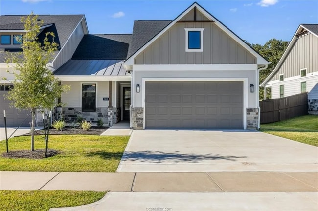 property at 5041 Mooney Fls Dr