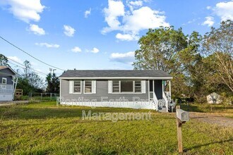 2421 Circle Dr in Hueytown, AL - Building Photo - Building Photo