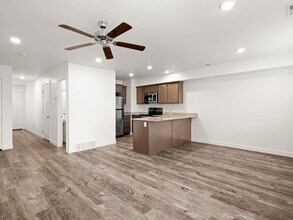 14911 S Tumble Rock Way in Herriman, UT - Building Photo - Building Photo