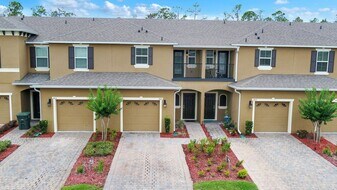 203 Wentworth Grande Dr in Daytona Beach, FL - Building Photo