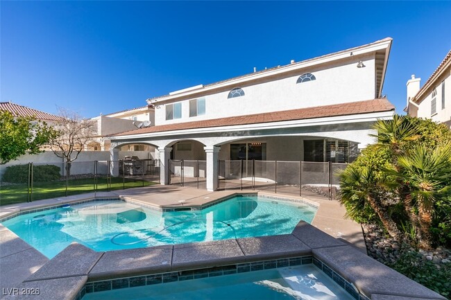 property at 685 Lynmar Ct