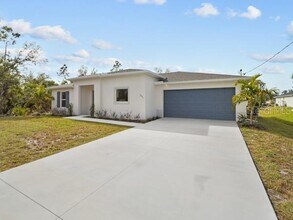 5255 Farmington Ave in North Port, FL - Building Photo - Building Photo