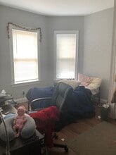 38 Crescent Ave in Boston, MA - Foto de edificio - Building Photo