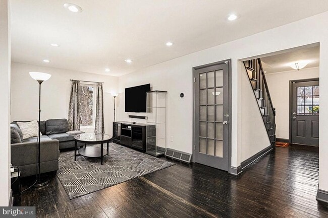 property at 85 Railroad Ave