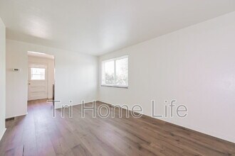 9295 E 14th Ave in Aurora, CO - Building Photo - Building Photo