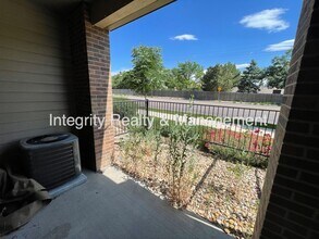 598 E Dry Creek Pl in Littleton, CO - Building Photo - Building Photo
