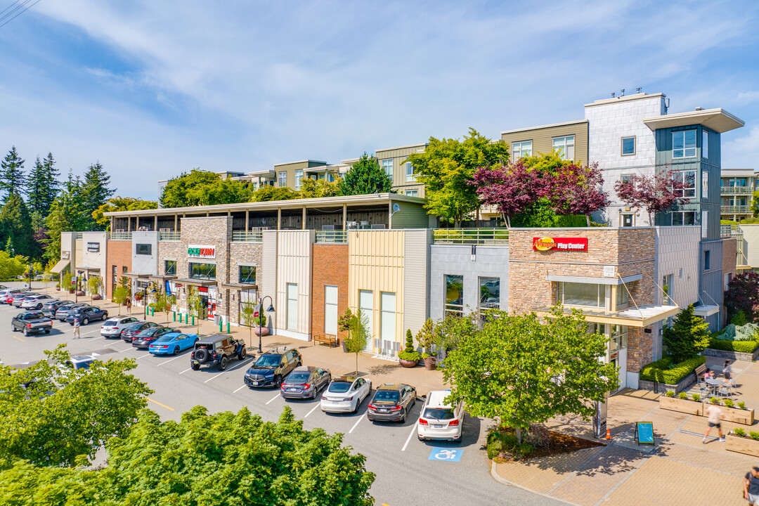 The Summit at Morgan Crossing in Surrey, BC - Building Photo