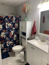 550 Roosevelt Ave in Toms River, NJ - Building Photo - Building Photo