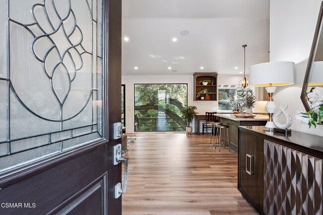 17 Sherwood Dr in Westlake Village, CA - Building Photo - Building Photo