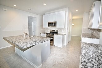 1303 Keaton Ct in Rosenberg, TX - Building Photo - Building Photo