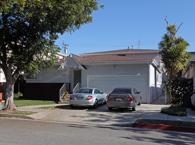 1527 Princeton St in Santa Monica, CA - Building Photo - Building Photo