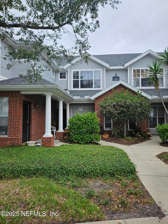 property at 39207 Harbour Vista Cir
