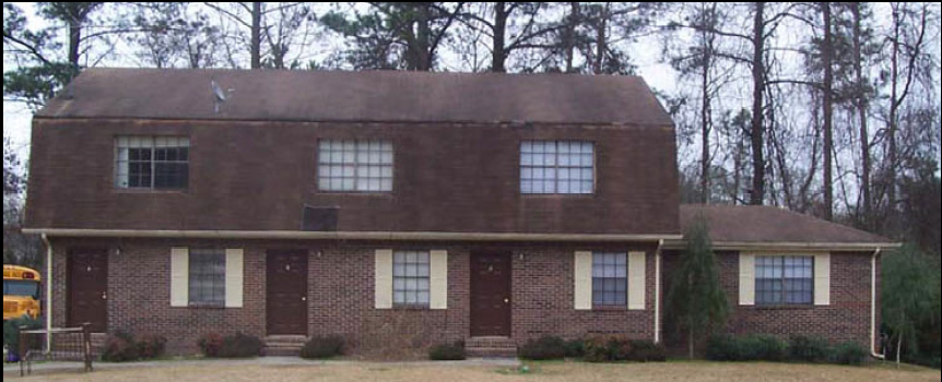 215 Meadowbrook Ct in Fayetteville, GA - Building Photo