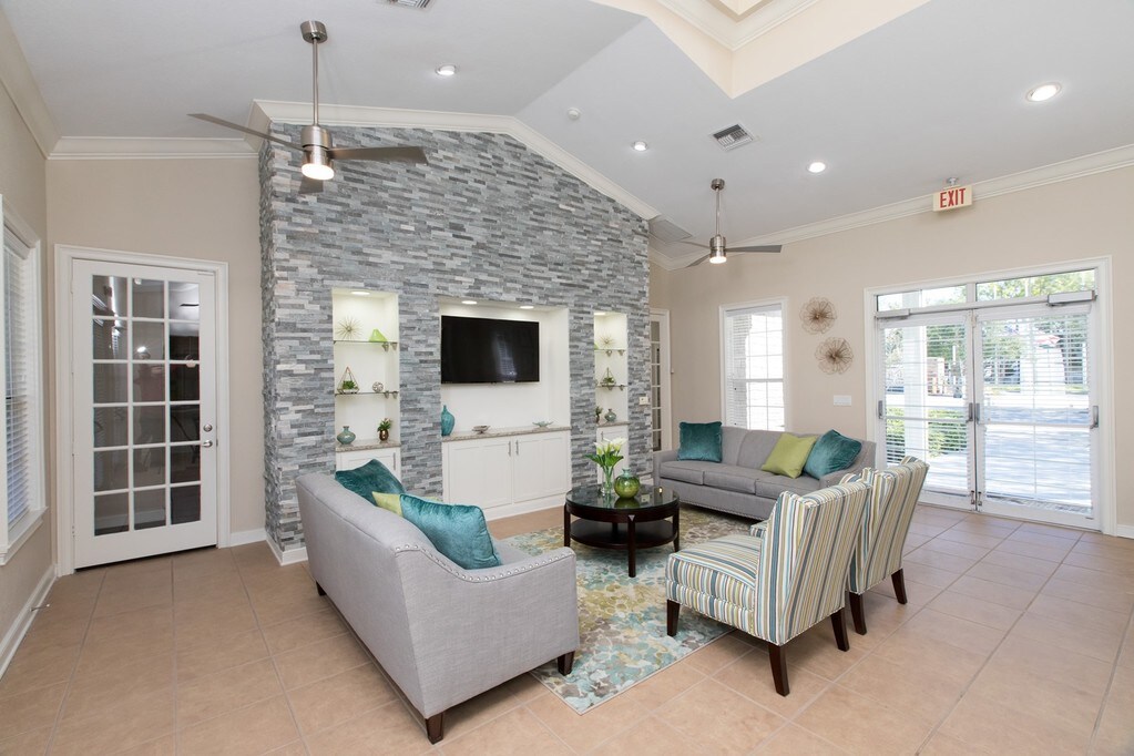 Riverside Apartments Tarpon Springs, FL Apartments For Rent