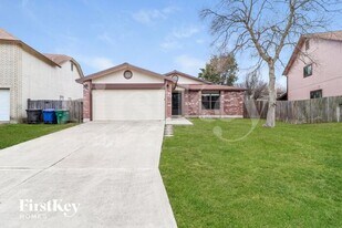 8914 Athens in San Antonio, TX - Building Photo