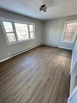 8510 5th Ave in North Bergen, NJ - Building Photo