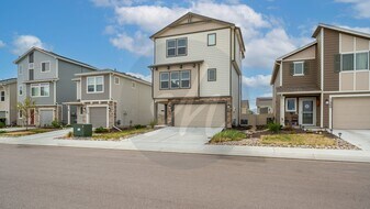 11250 Feliz Wy in Fountain, CO - Building Photo