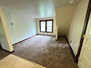 4036 Manor Dr in Stroudsburg, PA - Building Photo - Building Photo