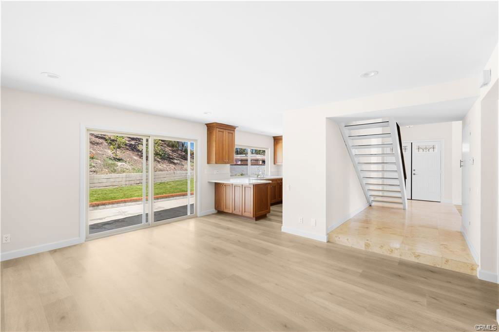 23992 Via La Coruna in Mission Viejo, CA - Building Photo