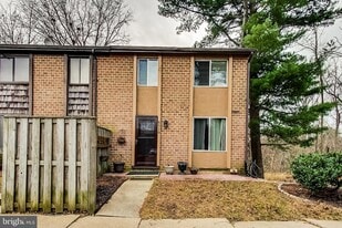 6510 Overheart Ln in Columbia, MD - Building Photo