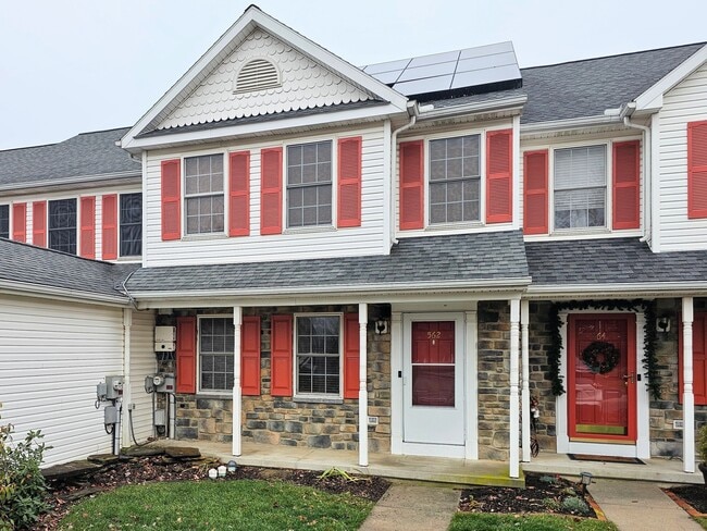 562 Wood Duck Dr in Manheim, PA - Foto de edificio - Building Photo