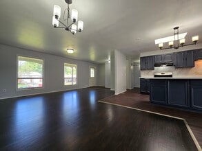 1532 Surf Side Dr in St. Louis, MO - Building Photo - Building Photo