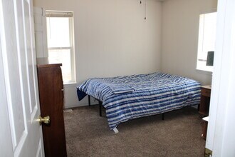 1012 W Park St in Wenatchee, WA - Building Photo - Building Photo