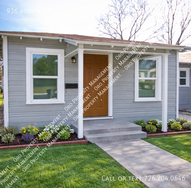 Great Home So Close to Downtown! in San Antonio, TX - Building Photo - Building Photo