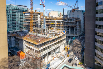 Artists' Alley in Toronto, ON - Building Photo - Building Photo