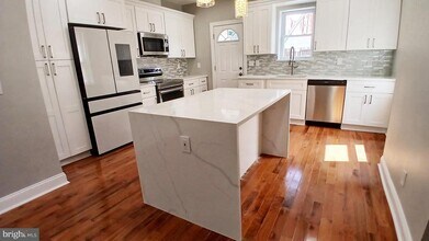 1643 N 56th St in Philadelphia, PA - Building Photo - Building Photo