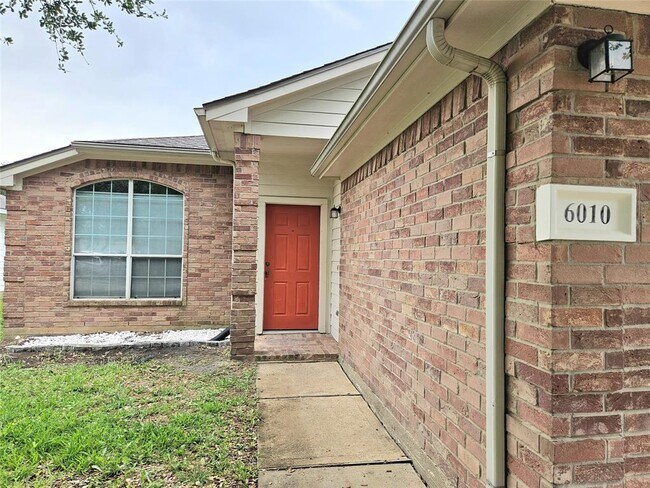 6010 Fergis Dr in Katy, TX - Building Photo - Building Photo