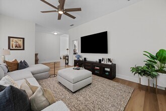 2057 Futana Way in Wellington, FL - Building Photo - Building Photo