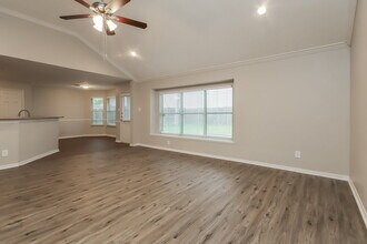 302 Cedar Branch Dr in League City, TX - Building Photo - Building Photo