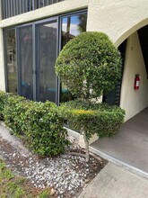 5990 Pine Cone Ct in Greenacres, FL - Building Photo - Building Photo
