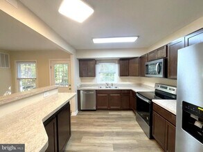 2060 Peace Ct in Saint Leonard, MD - Building Photo - Building Photo