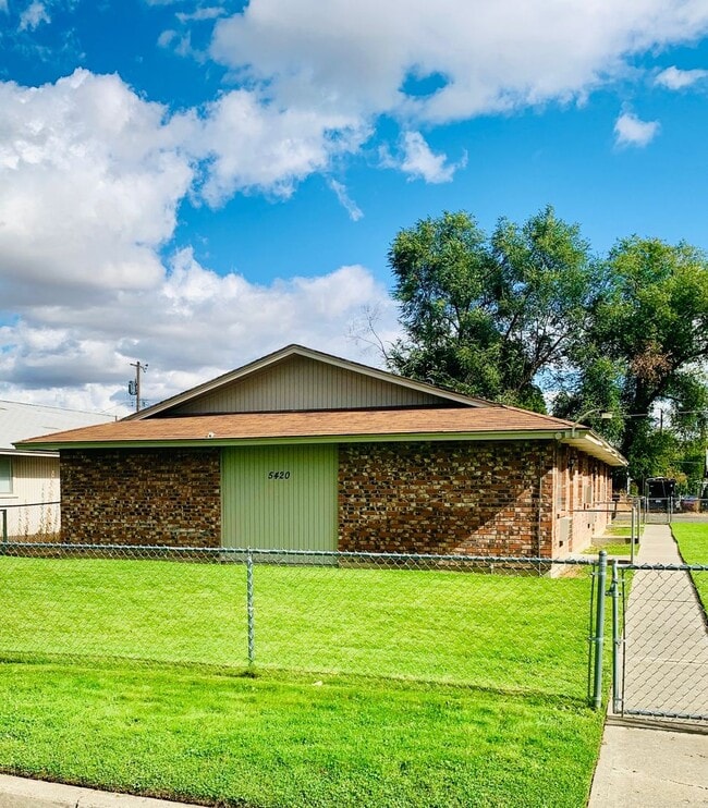 property at 5414 N Martin St
