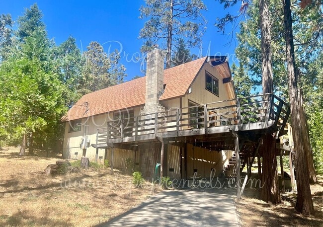21202 Placer Ave
