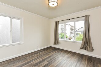 833 Linden Ave in South San Francisco, CA - Building Photo - Building Photo