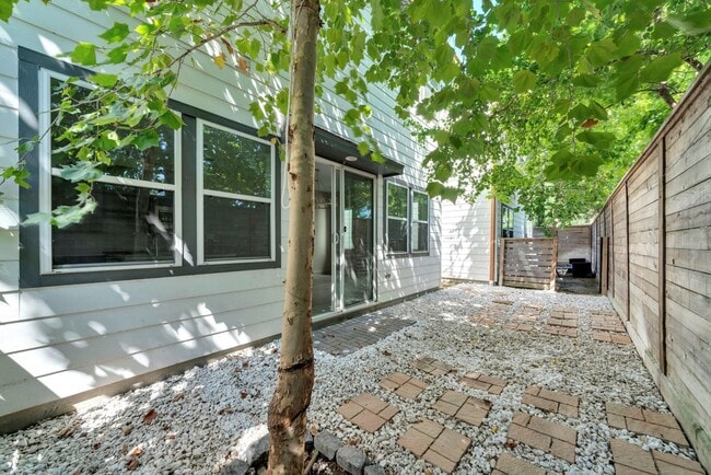 property at 9551 Neuens Rd