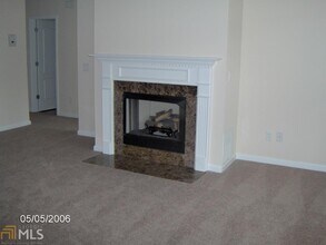 83 Creekside Way in Newnan, GA - Building Photo - Building Photo