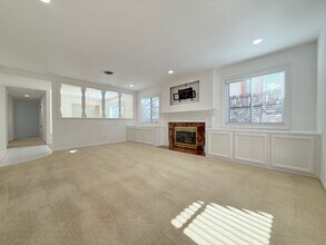 3095 Platte Dr in Costa Mesa, CA - Building Photo - Building Photo