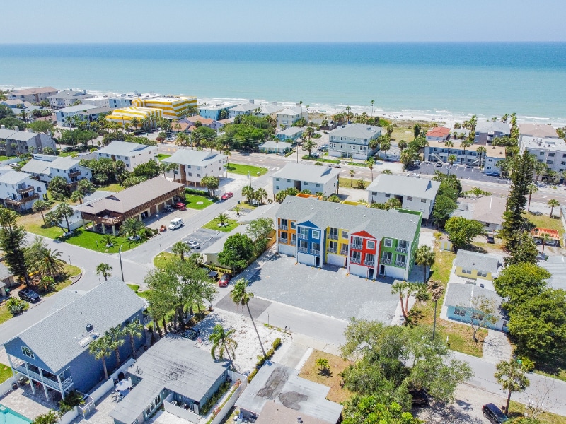 2108 1st St in Indian Rocks Beach, FL - Building Photo