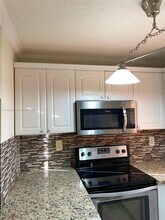 11789 SW 18th St in Miami, FL - Building Photo - Building Photo