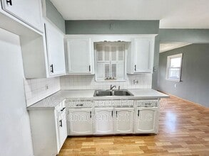1220 Root Rd in Lorain, OH - Building Photo - Building Photo